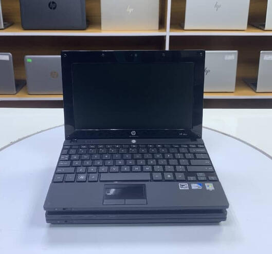 HP mini laptop. 10.1 inch...atom. 2gb-160gb ROM N100,000